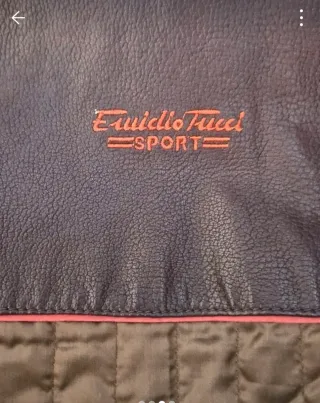 Chaqueta de piel marrón