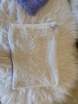 Beretta cappello e scaldacollo viola