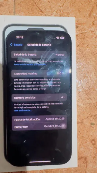 iPhone 16 100% de bateria