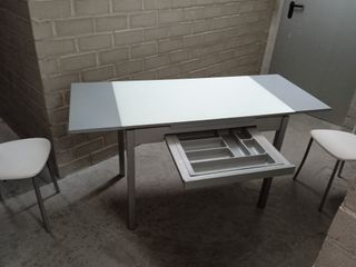 Mesa de cocina extensible cristal y metal