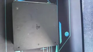 PS4 Slim Edizione limitata Gran Turismo