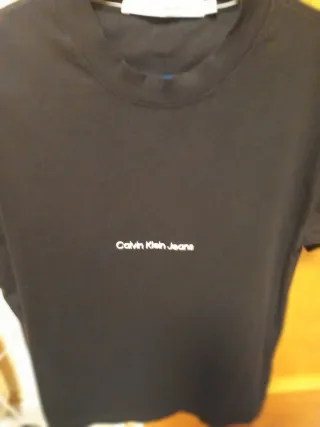 Camiseta Calvin Klein Jeans Negra