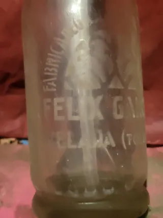 Antiguo sifón Felix Garcin velada, toledo