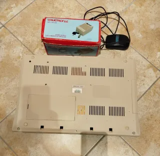 Commodore Amiga 500 con Tastiera meccanica hitek