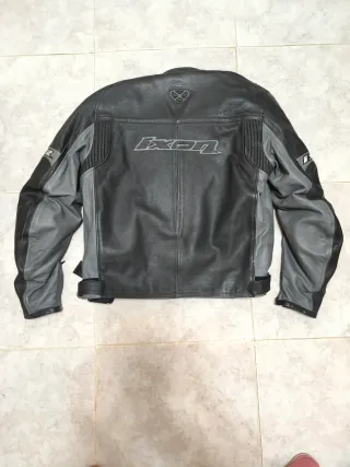 Cazadora Moto IXON Piel Talla L