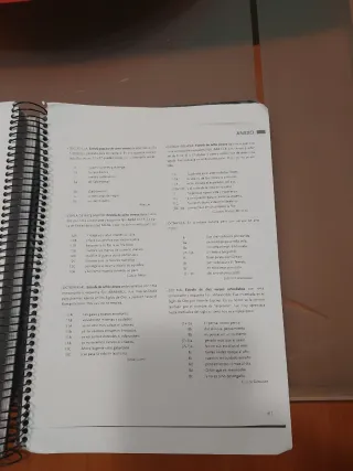 Lengua Castellana y Literatura 1° Bachillerato.