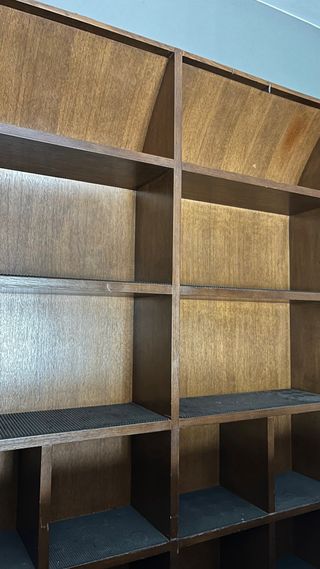 Mueble de madera maciza — Estantería grande
