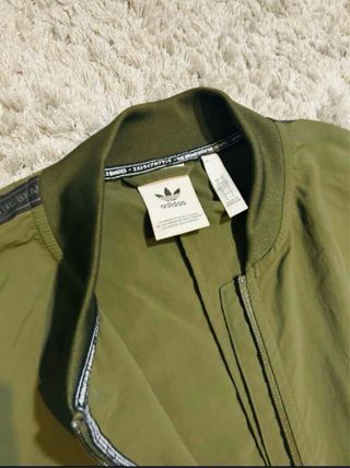 Chaqueta Adidas Bomber Verde Talla L