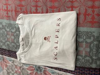 Camiseta Scalpers Blanca Manga Larga