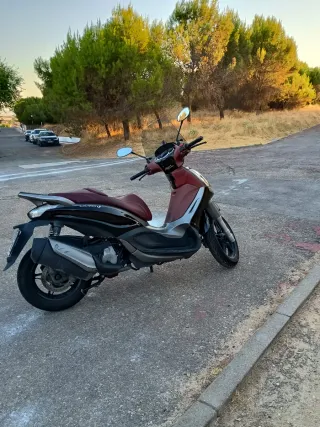 Moto Piaggio Beverly Sport Touring 350 ie ABS