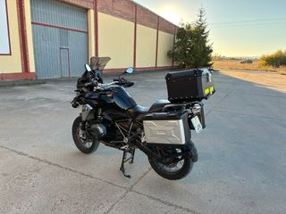 BMW GS 1200 triple black