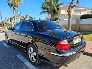 Jaguar S-Type 2000 4.0 V8 276 CV