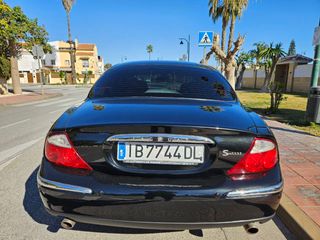 Jaguar S-Type 2000 4.0 V8 276 CV