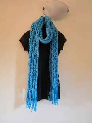 Sciarpa invernale donna blu con beretto XS