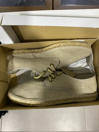 Alpargatas Beige Nuevas en Caja