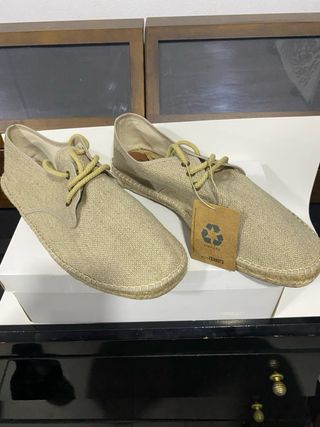 Alpargatas Beige Nuevas en Caja