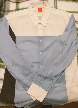 Camisa Boss Blanca y Azul Hombre