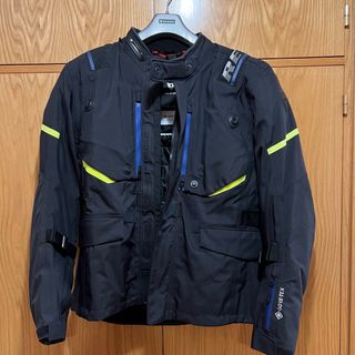 Chaqueta y pantalón moto Revit Vertical