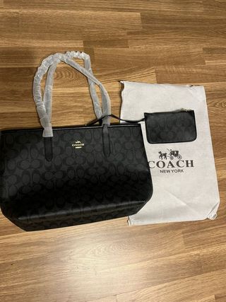 Mala Coach Preta com Necessaire