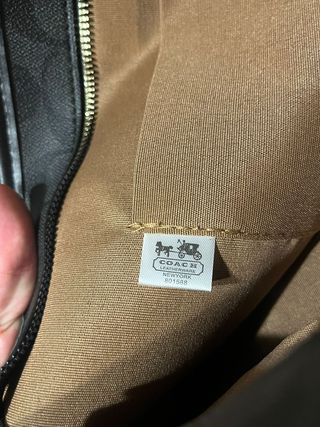 Mala Coach Preta com Necessaire