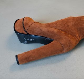 Nuevas Botas altas marrones tacón