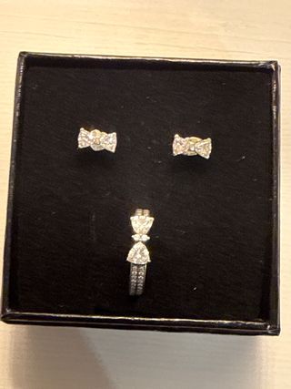 Conjunto Pandora: Pendientes y Anillo Lazo talla58