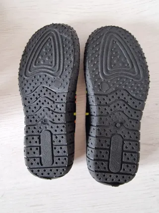 Escarpines niño- niña talla 30, nuevos