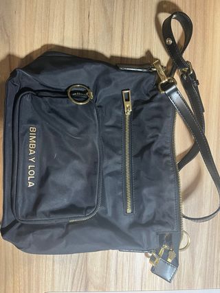 Bolso bandolera Bimba y Lola negro y dorado
