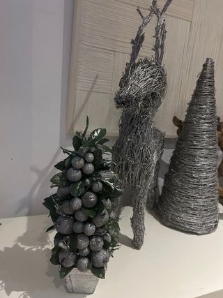 Adornos Navideños: Reno, Árbol y Cono