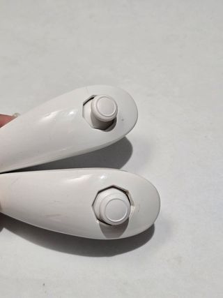 2 controller Nintendo Wii + 2 nunchuk bianco