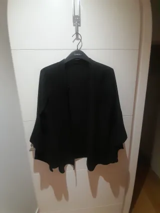 Blusa Zara Negra