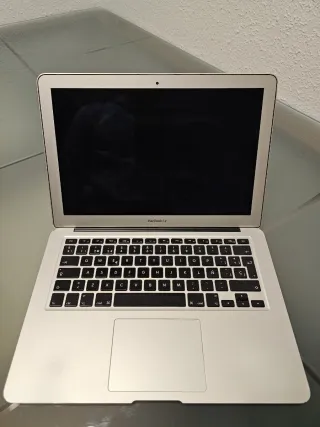 MacBook Air de 13 - 4GB RAM, 128 SSD
