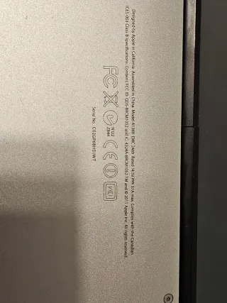 MacBook Air de 13 - 4GB RAM, 128 SSD