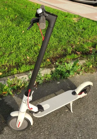 Patinete Eléctrico Xiaomi M365 Blanco