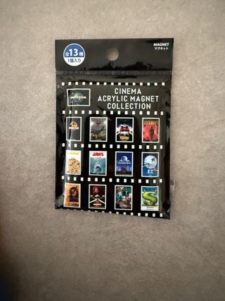 iman acrílico sorpresa universal studios Japón