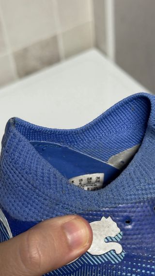 Botas de fútbol Puma azules