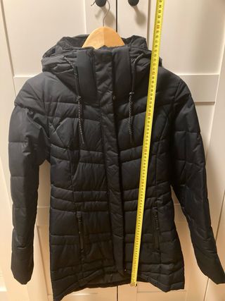 Abrigo Columbia Negro Mujer de plumas