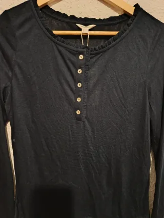 Camiseta azul manga larga