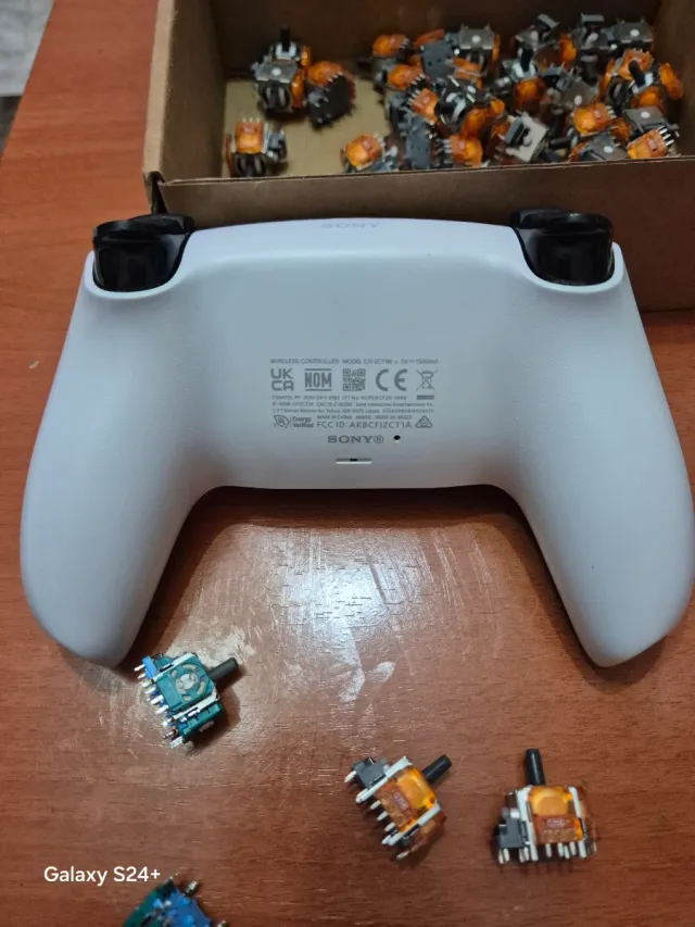 Mando PS5 TMR Carbono Magnético