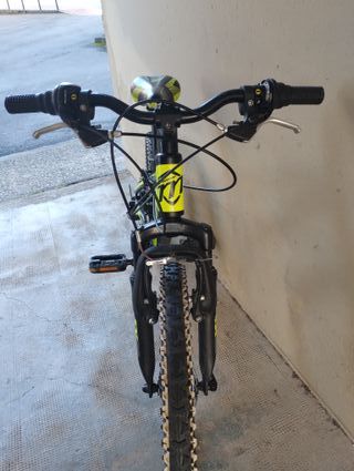 Bicicleta de montaña Spidy de 20 pulgadas.