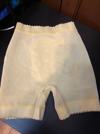 Faja vintage amarilla alta compresión