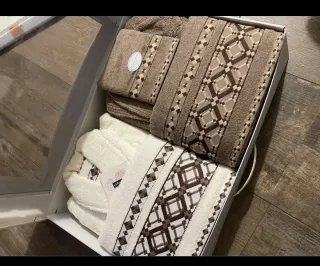 Set accappatoio e asciugamani nuovo Misure 50/54