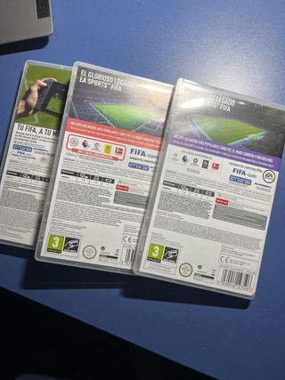 Pacchetto Nintendo Switch FIFA 18, 20 e 21