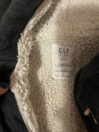 Sudadera niño Gap con forro polar
