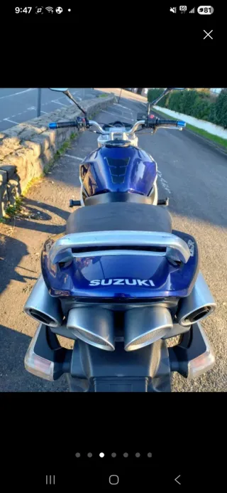 Suzuki GSR600