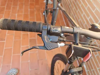 Bicicleta Giant Talon Gris