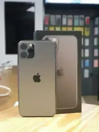 IPHONE 11 PRO 256GB NERO 100% BATTERIA