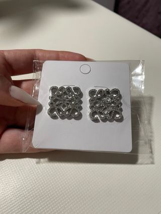 Pendientes loewe