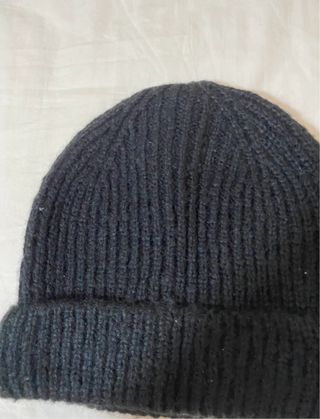 Gorro negro de lana