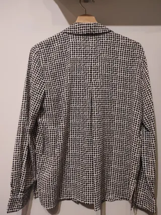 Camisa Mango blanca y negra